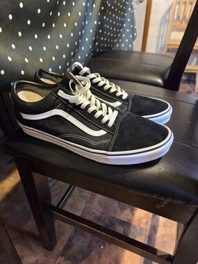 Vans Old Skool Black & White Skate Sneakers